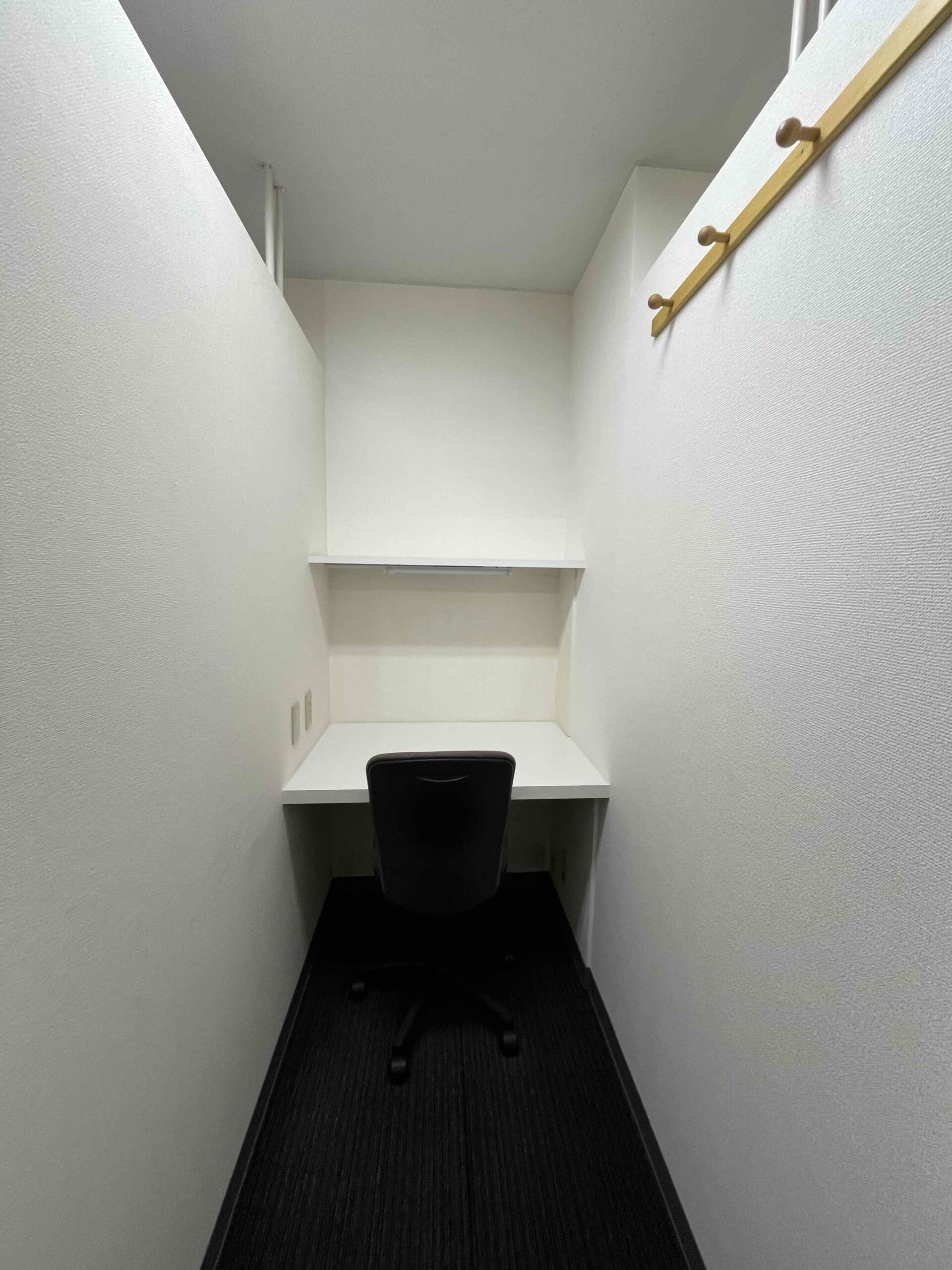 新宿　1名用　窓無し　2025年11月より利用可能